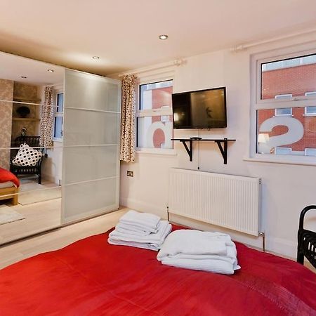 Apartamento Whole House In Central Camden Town Londres Exterior foto